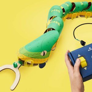New Remote controlled Snake Robot Kiwi Co. KiwiCo LED Circuits and Biomimicry Sn